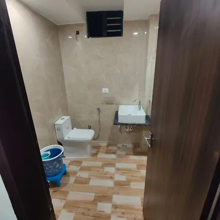 Mrplaza Hotel